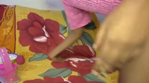 Snapshot of 24sweetlovey5643857 chatting on February 11, 11:10 am Sweetlove online show from February 11, 11:10 am