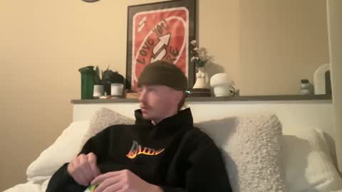 Snapshot of 26sneakers chatting on December 31, 11:39 pm 26sneakers online show from December 31, 11:39 pm