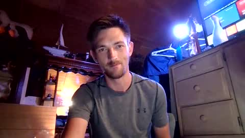 27tnguy online show from May 25, 6:52 am