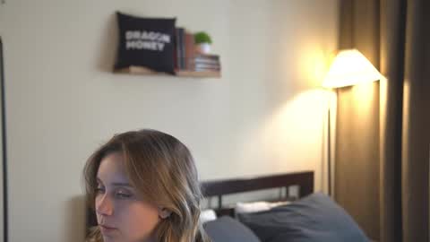 Snapshot of 2girls_1dream chatting on March 24, 2:22 pm Elley online show from March 24, 2:22 pm