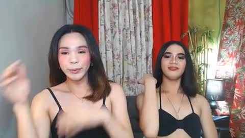 2hotblowjob694uxxx online show from May 29, 2:26 pm