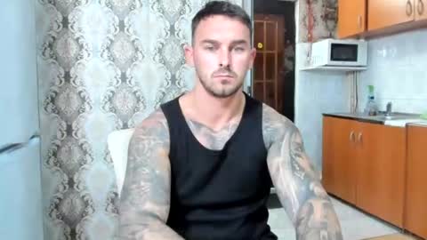 Snapshot of 2sexymuscles chatting on July 28, 9:25 pm 2sexymuscles online show from July 28, 9:25 pm