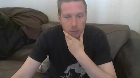 2small4you83 online show from June 6, 4:55 pm