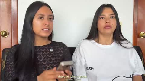 Dalilah and Tarah online show from January 16, 3:49 pm