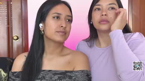 Snapshot of 2summerlove2 chatting on March 14, 8:25 pm Dalilah and Tarah online show from March 14, 8:25 pm