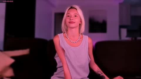 Snapshot of 30_second_to_cum chatting on July 20, 1:42 am 30_second_to_cum online show from July 20, 1:42 am