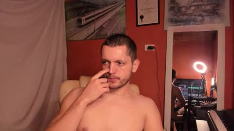 Snapshot of 37sins chatting on November 9, 1:04 am Alex THE BIG SNAKE DUDE online show from November 9, 1:04 am