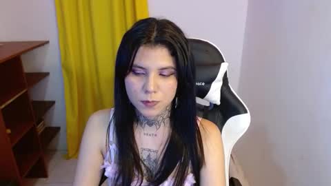 erika online show from October 3, 10:51 pm