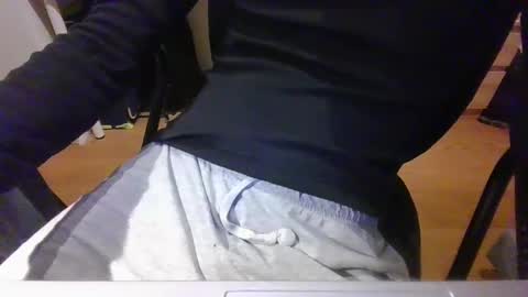 Snapshot of 3stepsaheadd chatting on March 1, 11:47 pm Steps online show from March 1, 11:47 pm