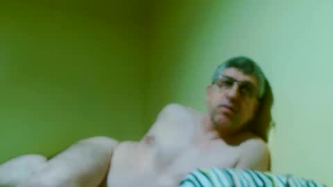 Snapshot of 41bigdick41 chatting on April 25, 5:10 am 41bigdick41 online show from April 25, 5:10 am