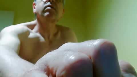 Snapshot of 41bigdick41 chatting on April 27, 4:21 am 41bigdick41 online show from April 27, 4:21 am