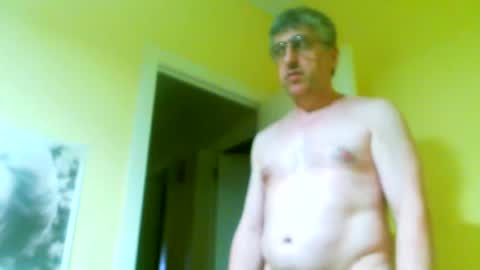 Snapshot of 41bigdick41 chatting on July 3, 12:39 am 41bigdick41 online show from July 3, 12:39 am