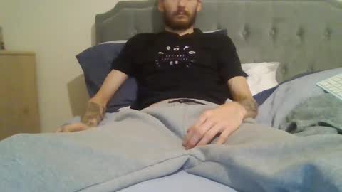 420feetloverr420 online show from November 7, 12:27 pm