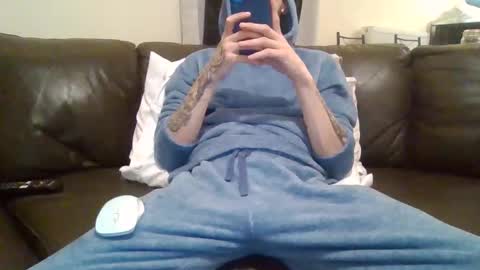 420feetloverr420 online show from March 22, 10:57 pm