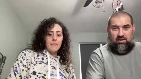 KC420Couple online show from May 23, 12:05 am