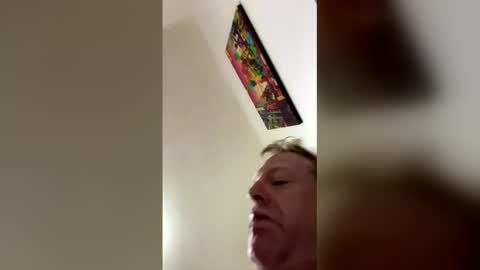 Snapshot of 4rtt43 chatting on February 25, 10:30 pm robert online show from February 25, 10:30 pm