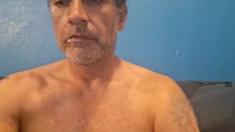 Snapshot of 4thethrillofit4 chatting on May 16, 12:40 am 4thethrillofit4 online show from May 16, 12:40 am
