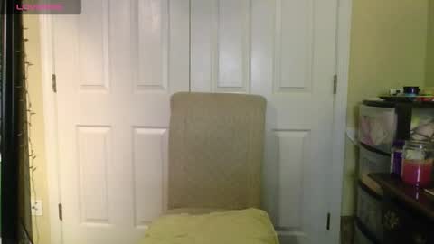 Snapshot of 4ustyn chatting on December 4, 2:32 am 4ustyn online show from December 4, 2:32 am