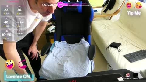 Larese Carlo online show from September 27, 8:08 am