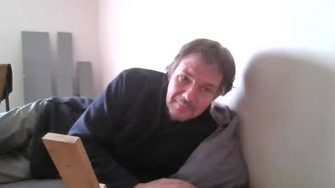 Snapshot of 666eldiablo666 chatting on October 16, 11:11 am 666eldiablo666 online show from October 16, 11:11 am