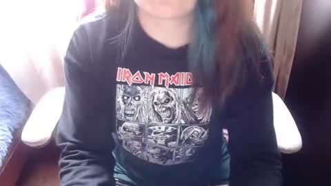 Snapshot of 666maskgirl chatting on July 2, 5:19 pm SHANNON online show from July 2, 5:19 pm