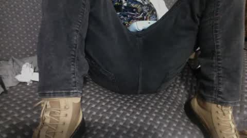 Snapshot of 69ass_tastic chatting on December 22, 4:38 pm Chris online show from December 22, 4:38 pm