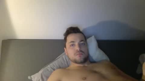 Snapshot of 69baby69baby chatting on December 29, 3:57 pm 69baby69baby online show from December 29, 3:57 pm