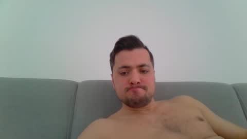 Snapshot of 69baby69baby chatting on February 3, 10:03 am 69baby69baby online show from February 3, 10:03 am