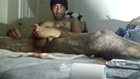 Snapshot of 69dick_fitzwell69 chatting on December 11, 1:05 am HUGH G RECTION online show from December 11, 1:05 am