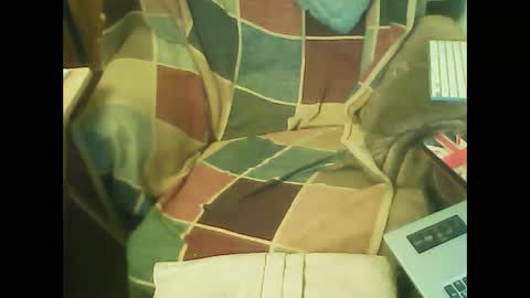 Georgie online show from December 8, 2:30 pm