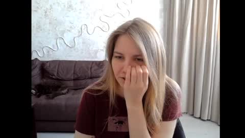 Snapshot of 69riley_reid69 chatting on February 26, 7:07 am 69Riley Reid69 online show from February 26, 7:07 am