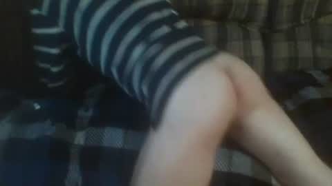 Snapshot of 69sextoyboy69 chatting on January 8, 9:10 am 69sextoyboy69 online show from January 8, 9:10 am