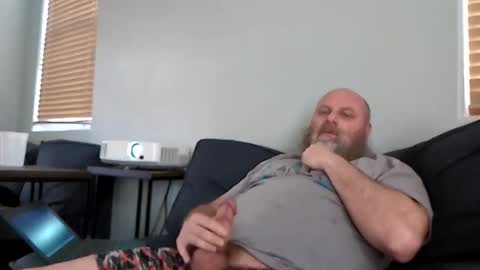 Snapshot of 69singledad79 chatting on February 19, 10:09 pm 69singledad79 online show from February 19, 10:09 pm