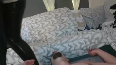 Snapshot of 69sweetpoison chatting on March 11, 5:05 am 69sweetpoison online show from March 11, 5:05 am