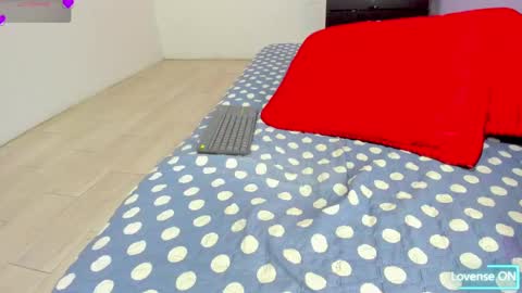 Snapshot of 6_bunny_9 chatting on January 26, 9:51 pm Celeste online show from January 26, 9:51 pm