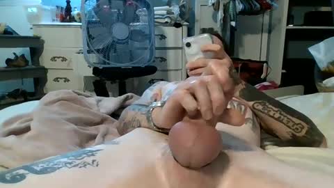 6thix6 online show from September 16, 8:54 pm