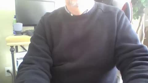 Snapshot of 72funguy71 chatting on December 5, 7:49 pm 72funguy71 online show from December 5, 7:49 pm