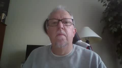 Snapshot of 72funguy71 chatting on March 11, 11:15 pm 72funguy71 online show from March 11, 11:15 pm