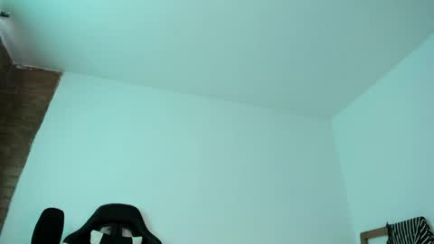 Snapshot of 77neferkitty77 chatting on March 29, 7:03 pm online show from March 29, 7:03 pm