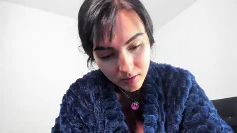 Snapshot of 77neferkitty77 chatting on May 7, 8:47 pm online show from May 7, 8:47 pm