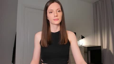 Anna online show from February 22, 6:39 pm