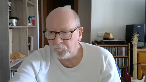  Papi  online show from December 7, 11:18 am