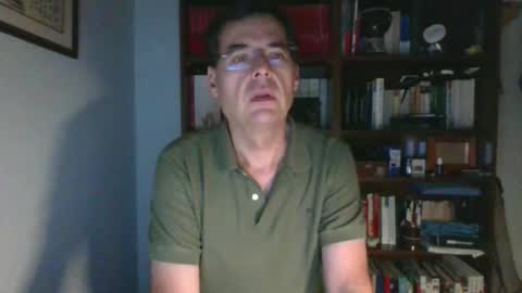 8age online show from September 17, 9:16 pm