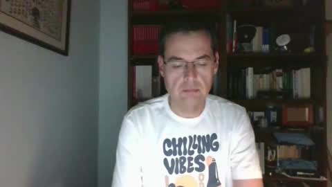 Snapshot of 8age chatting on June 7, 8:34 pm 8age online show from June 7, 8:34 pm