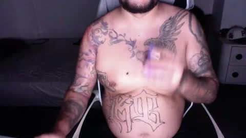 Snapshot of 8cha chatting on February 18, 3:35 am 8cha online show from February 18, 3:35 am