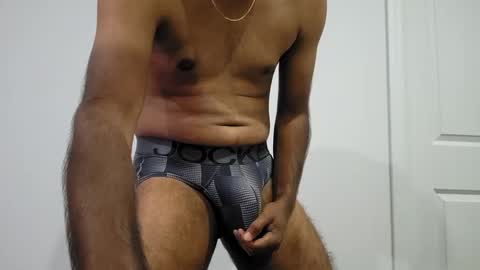 Snapshot of 8inch_desi chatting on September 15, 2:11 am 8inch_desi online show from September 15, 2:11 am