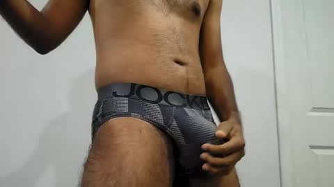 Snapshot of 8inch_desi chatting on November 2, 9:06 pm 8inch_desi online show from November 2, 9:06 pm