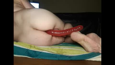 Snapshot of 9bisexinches chatting on February 1, 12:07 am 9bisexinches online show from February 1, 12:07 am