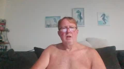 9gecko696969 online show from May 7, 12:10 pm
