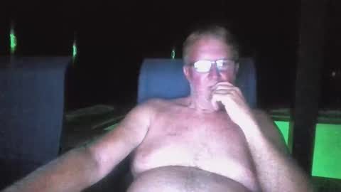 9gecko696969 online show from May 10, 4:17 am